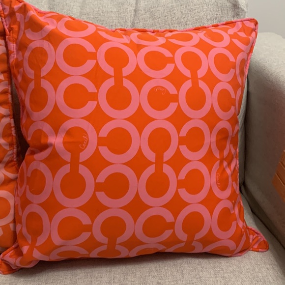 Coach Pillow Cases 17 x 17 Used Orange - Picture 7 of 12